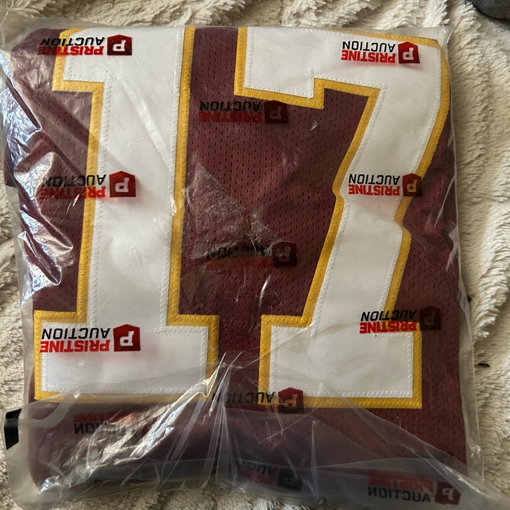 Charlie Ward- Redskins signed and authenticated jersey